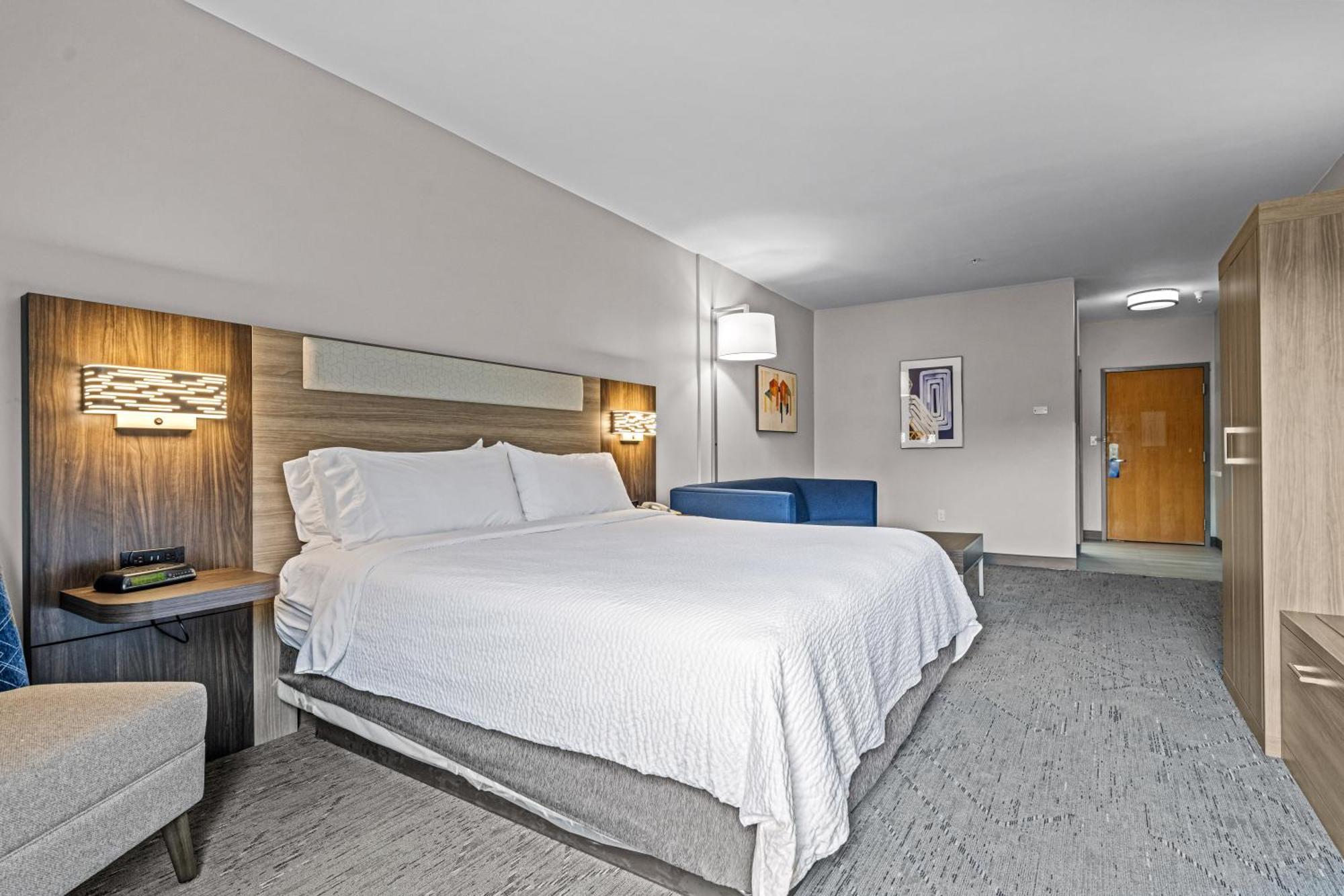 Holiday Inn Express & Suites Carneys Point - Pennsville By Ihg Exterior photo